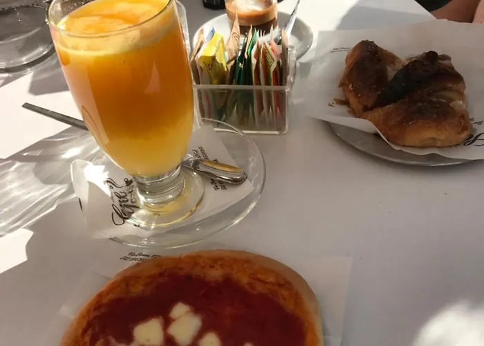 Couette-café Angolo Paradiso Naples